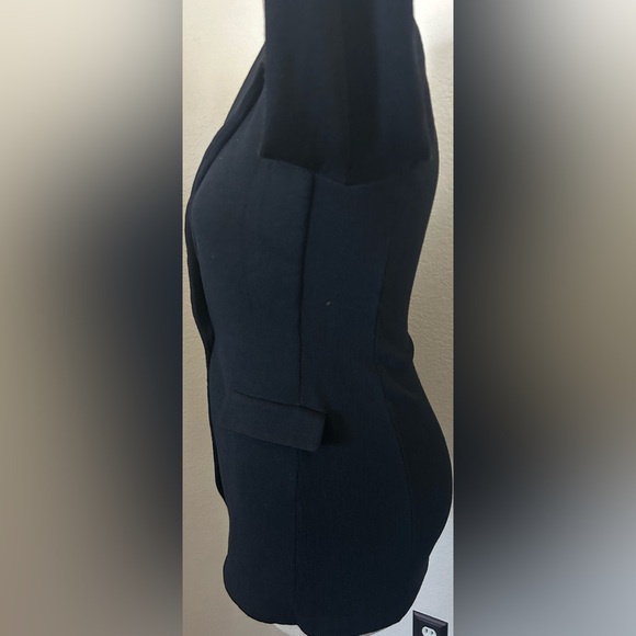 St. John Black Women's Blazer - Picture 7 of 15